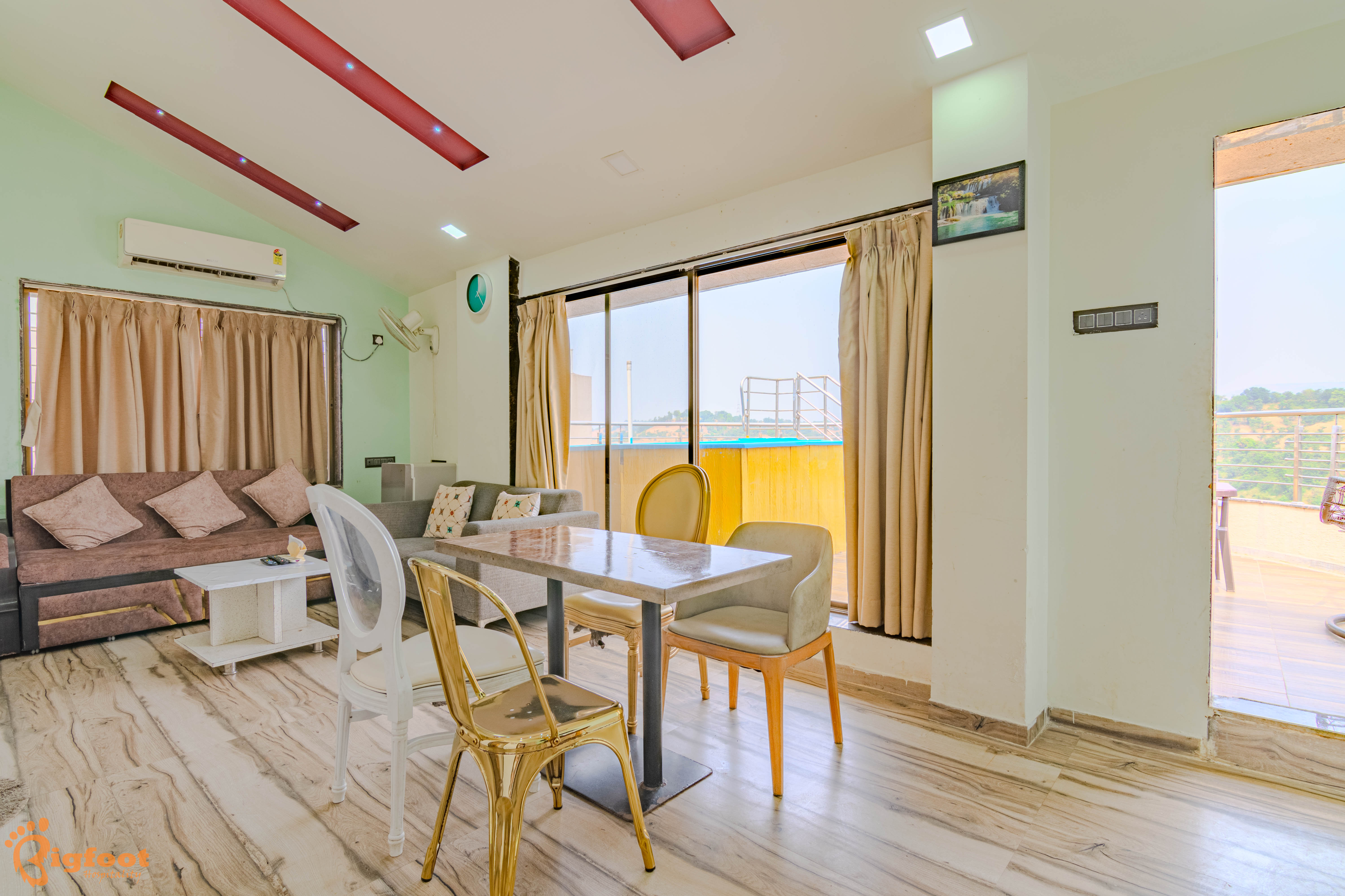 Premium Executive Room — bedroom view